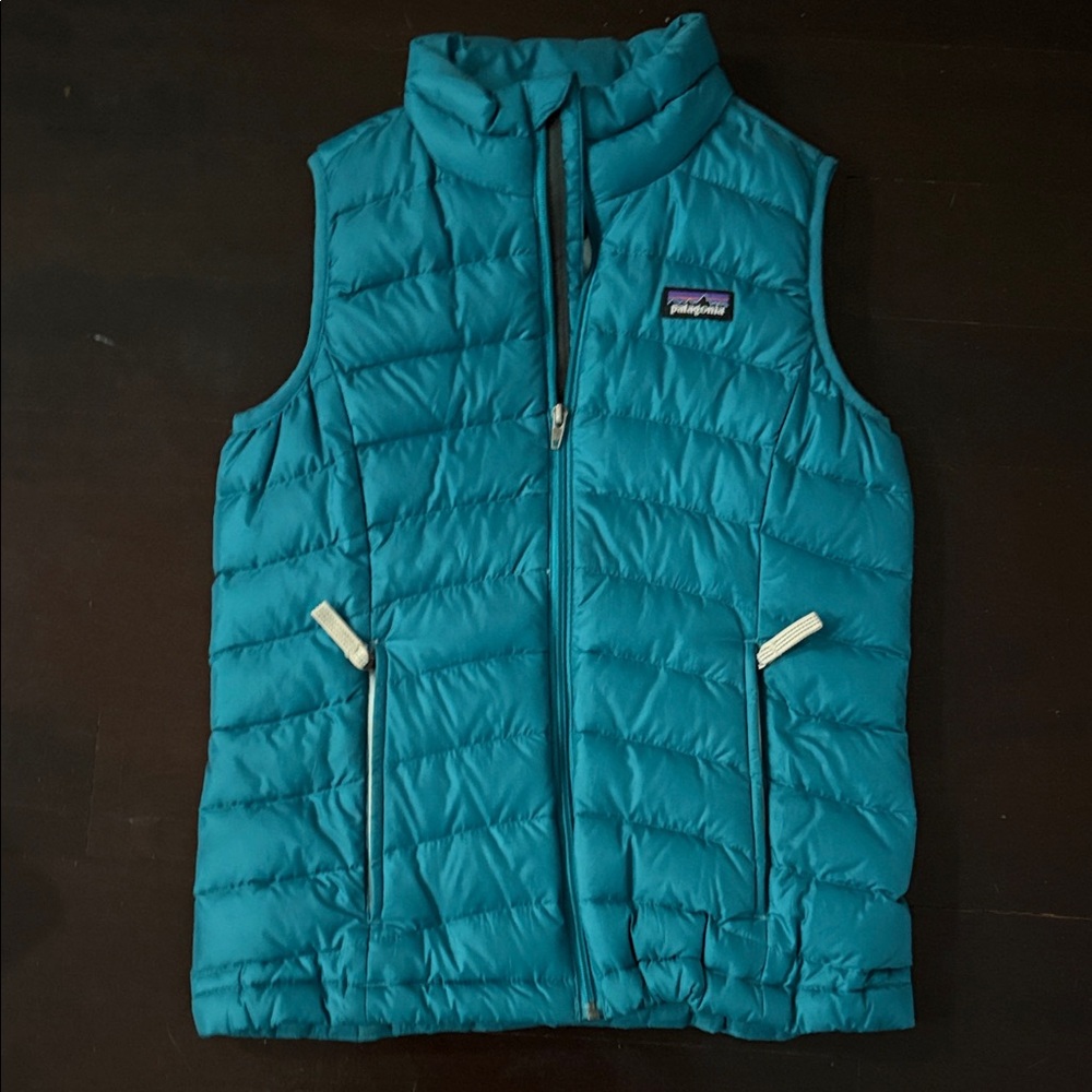 Patagonia Turquoise Quilted Vest girls size s